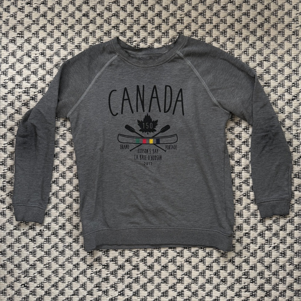 Hudson’s Bay Women’s Canada 150 Crewneck